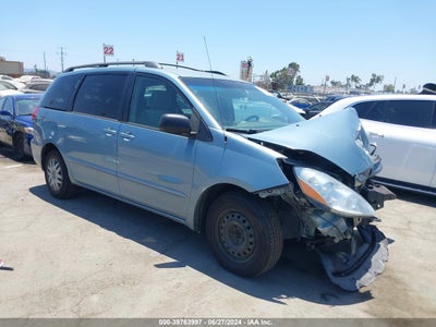 TOYOTA SIENNA 2008