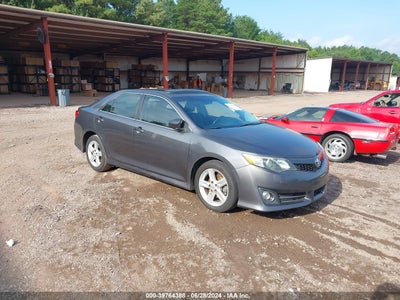 TOYOTA CAMRY 2012