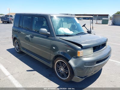 SCION XB 2004