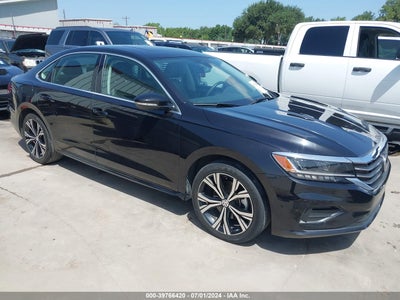 VOLKSWAGEN PASSAT 2021