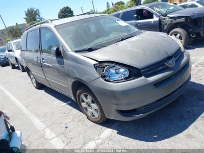 TOYOTA SIENNA 2005