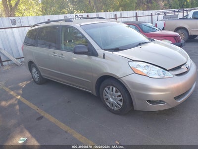 TOYOTA SIENNA 2008