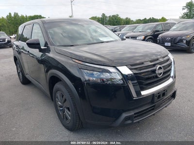 NISSAN PATHFINDER 2024