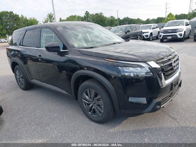 NISSAN PATHFINDER 2024