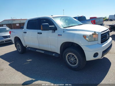 TOYOTA TUNDRA 2011