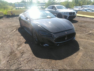 MASERATI GRANTURISMO 2013
