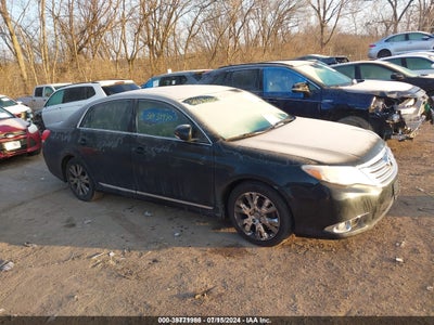 TOYOTA AVALON 2012
