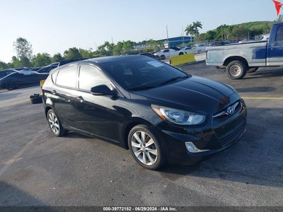 HYUNDAI ACCENT 2013