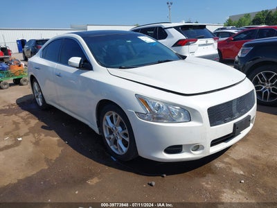 NISSAN MAXIMA 2014