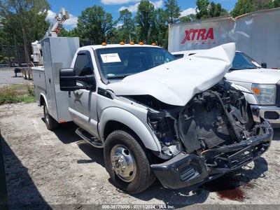 FORD F-350 CHASSIS 2011