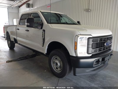 FORD F-250 2024