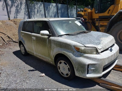 SCION XB 2012