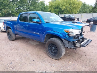 TOYOTA TACOMA 2018