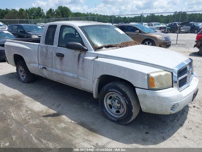 DODGE DAKOTA 2006