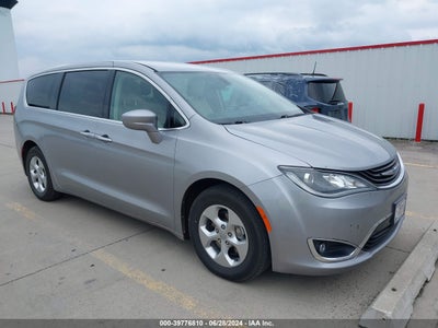 CHRYSLER PACIFICA HYBRID 2017