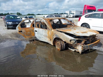 TOYOTA CAMRY 2001