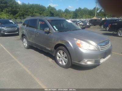 SUBARU OUTBACK 2011