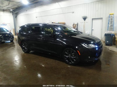 CHRYSLER PACIFICA 2019