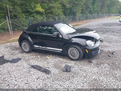 VOLKSWAGEN BEETLE 2013