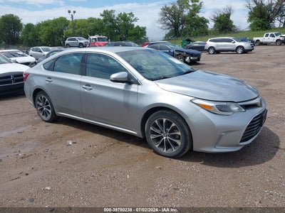 TOYOTA AVALON 2017