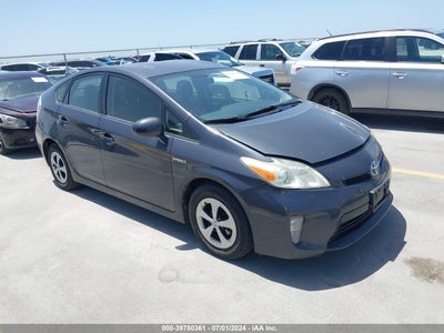 TOYOTA PRIUS 2013