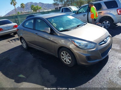 HYUNDAI ACCENT 2013