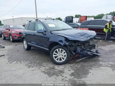 VOLKSWAGEN TOUAREG 2014