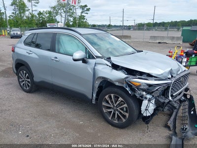 TOYOTA COROLLA CROSS 2024