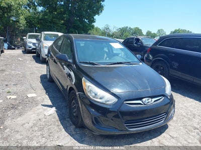 HYUNDAI ACCENT 2013