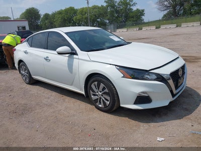 NISSAN ALTIMA 2022