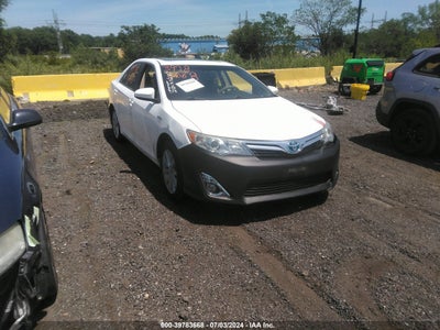 TOYOTA CAMRY HYBRID 2013