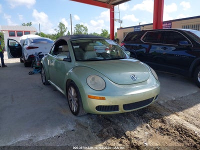 VOLKSWAGEN NEW BEETLE 2008