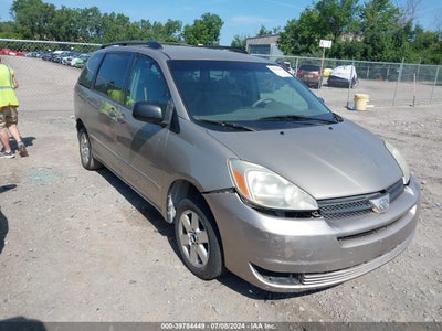 TOYOTA SIENNA 2005