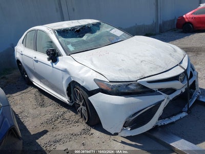 TOYOTA CAMRY 2021