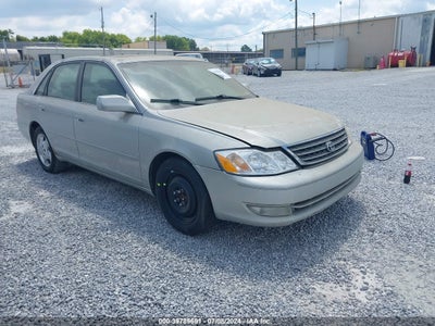 TOYOTA AVALON 2004