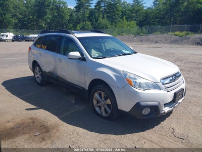 SUBARU OUTBACK 2014