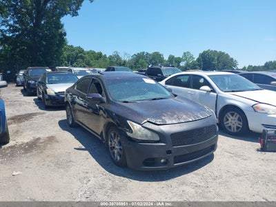 NISSAN MAXIMA 2011