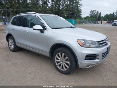 VOLKSWAGEN TOUAREG 2011