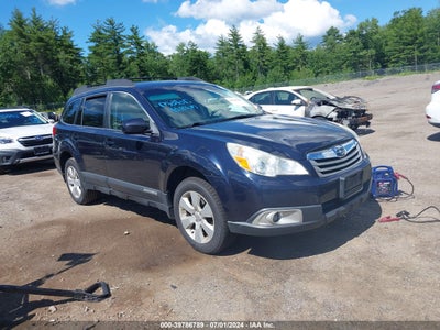 SUBARU OUTBACK 2012