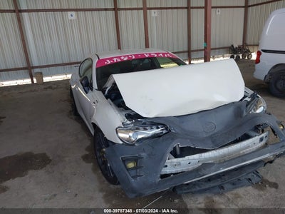 TOYOTA 86 2019