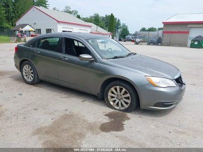 CHRYSLER 200 2012