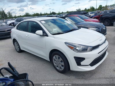 KIA RIO 2023