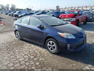 TOYOTA PRIUS 2013