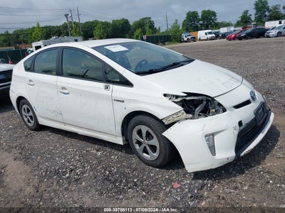 TOYOTA PRIUS 2014