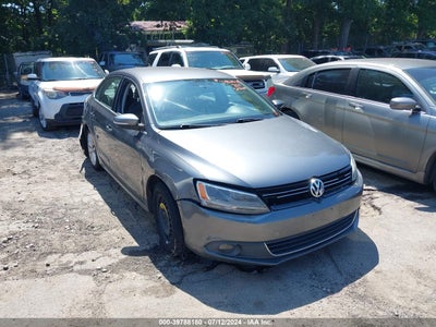 VOLKSWAGEN JETTA 2011