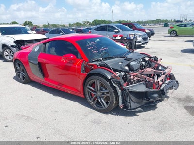 AUDI R8 2015
