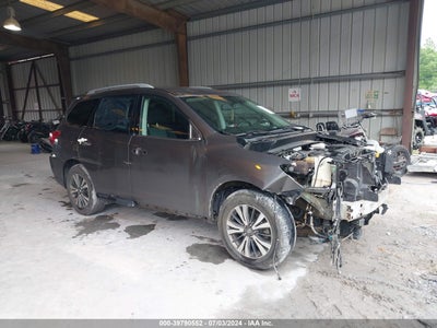 NISSAN PATHFINDER 2018