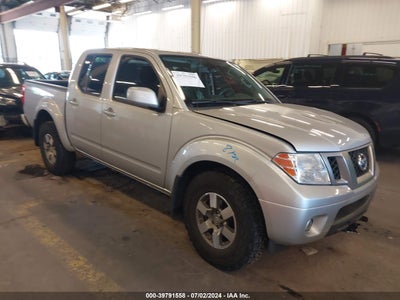NISSAN FRONTIER 2013