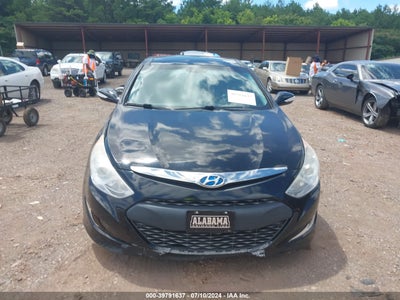 HYUNDAI SONATA HYBRID 2011