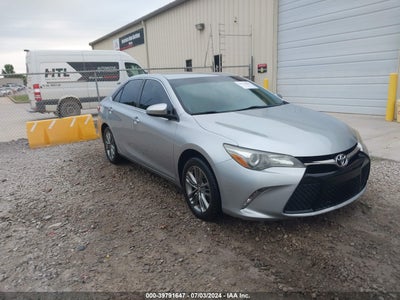 TOYOTA CAMRY 2016